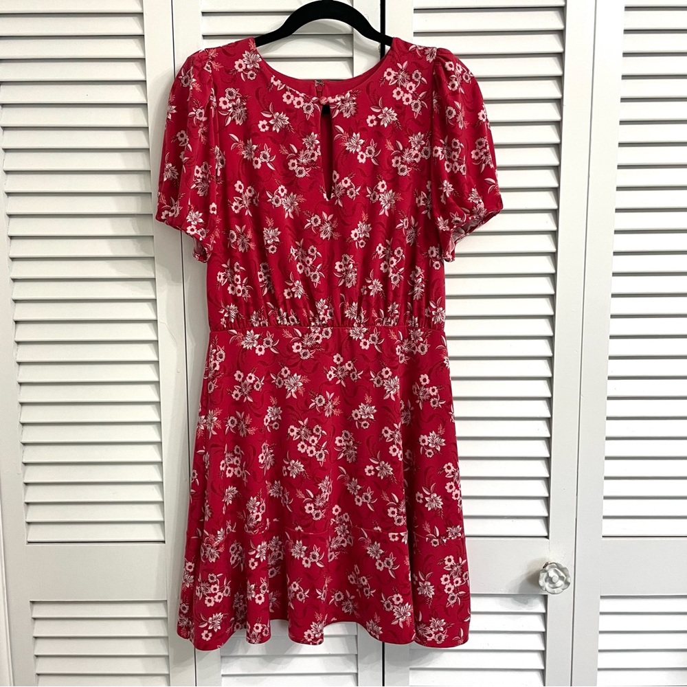 Ann Taylor Loft Red Floral Paisley Short Sleeve Dress Ruffle Keyhole Sz 0 Small